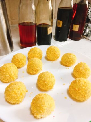 芝士土豆球的做法步骤：5