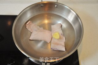 超Q肉皮冻的做法步骤：1