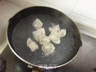 荠菜馄饨的做法步骤：17
