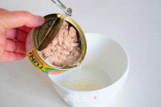 金枪鱼蔬菜沙拉的做法步骤：3