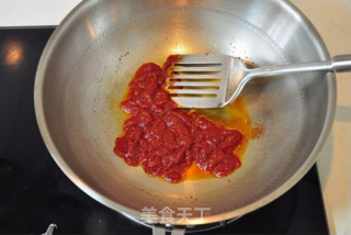 红果家菜谱之茄汁牛肉面的做法步骤：3