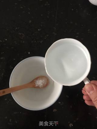 水蒸蛋（嫩的技巧）的做法步骤：3