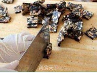 焦记手工阿胶糕的做法步骤：7