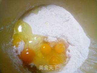 香菜鸡蛋饼的做法步骤：2