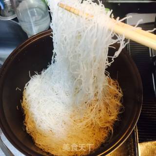 炒米线的做法步骤：2