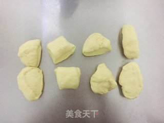 椰蓉面包卷的做法步骤：10