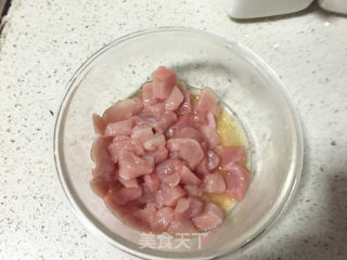 荠菜皮蛋瘦肉粥的做法步骤：1