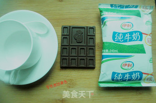 巧克力热牛奶的做法步骤：1