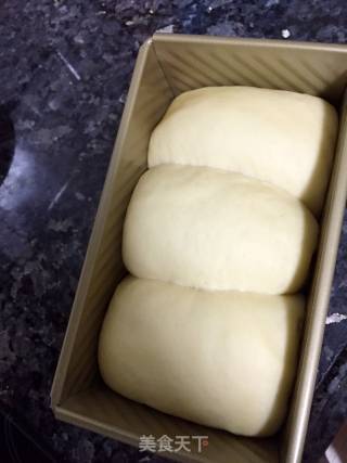 奶白吐司的做法步骤：7