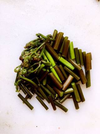凉拌蕨菜的做法步骤：6