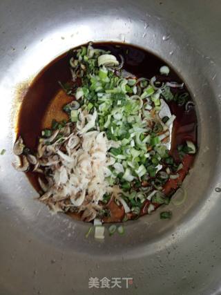 青椒胡萝卜猪肉馄饨的做法步骤：9