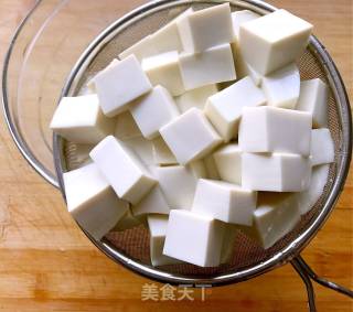 香椿拌豆腐的做法步骤：5