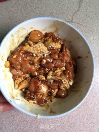 香煎多彩鸡肉串的做法步骤：2