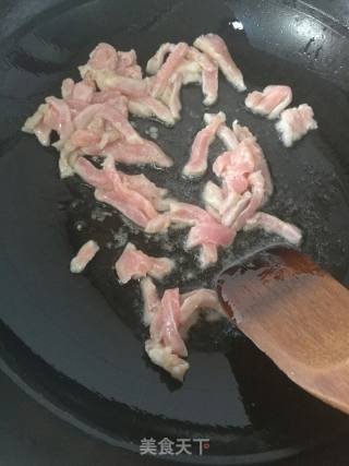 爆炒自发绿豆芽的做法步骤：3