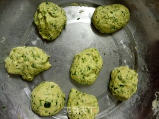 菜饼子
被遗忘的菜饼子的做法步骤：3