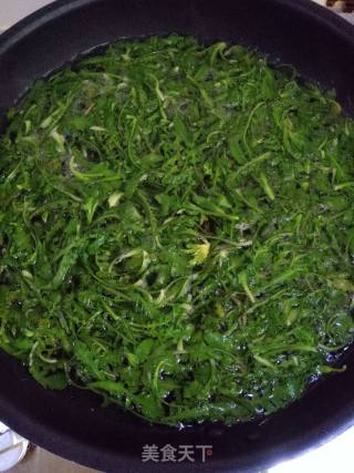 ＃春食野菜香＃荠菜蒸饺的做法步骤：3
