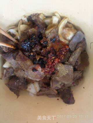 酸辣凉牛肉的做法步骤：3