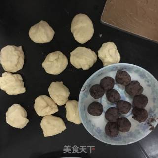 豆沙小面包的做法步骤：8