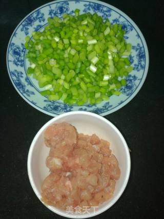 肉末蒜薹的做法步骤：1
