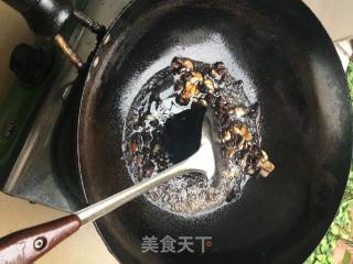 虎皮青椒的做法步骤：4
