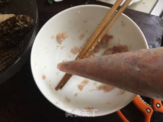 酿羊肚菌的做法步骤：4