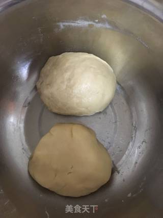 豆沙酥的做法步骤：1