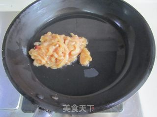 韭菜薹炒鸡丝的做法步骤：2