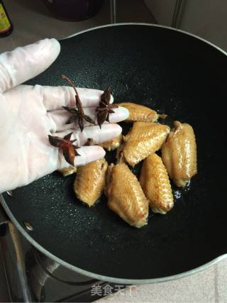 啤香鸡翅的做法步骤：4