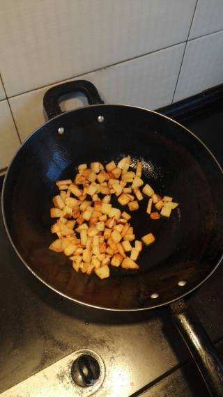 四味土豆丁的做法步骤：3