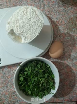＃春食野菜香＃早餐荠菜煎饼的做法步骤：1
