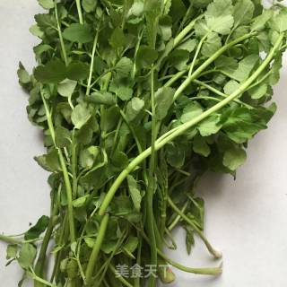 芹菜炒肉片的做法步骤：2