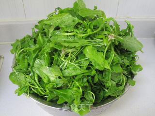 ＃春食野菜香＃油炸荠菜馄饨的做法步骤：1