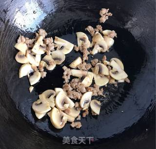 荠菜春笋豆腐羹的做法步骤：6