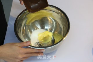 西屋特约：奶香果酱酥饼的做法步骤：2