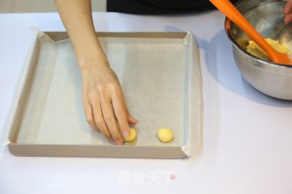 西屋特约：奶香果酱酥饼的做法步骤：5