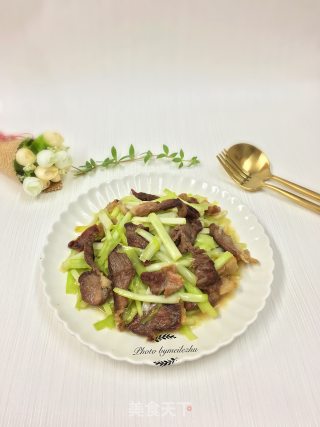 韭黄炒肉的做法步骤：6