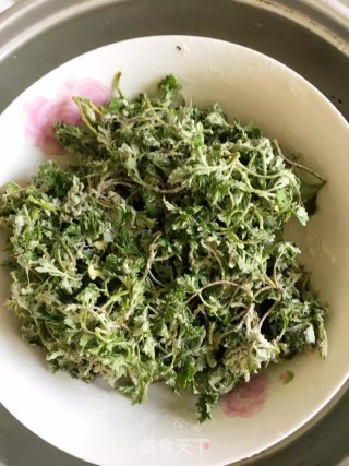 粉蒸茵陈的做法步骤：7