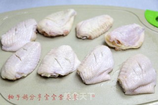 酸奶鸡翅的做法步骤：1