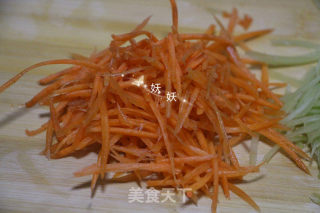 酸辣三丝的做法步骤：1