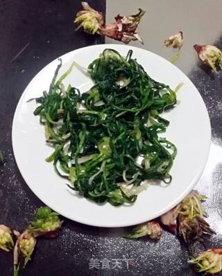 # 春食野菜香 #   炝拌蒲公英的做法步骤：5