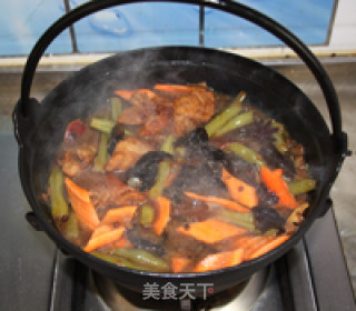 铁锅排骨豆角焖面的做法步骤：10