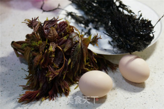 香椿鸡蛋紫菜汤的做法步骤：1