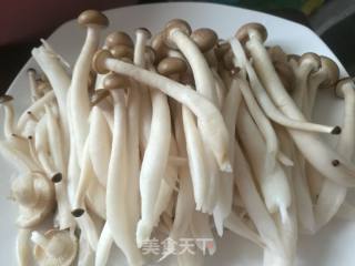 双菌炒肉片的做法步骤：1