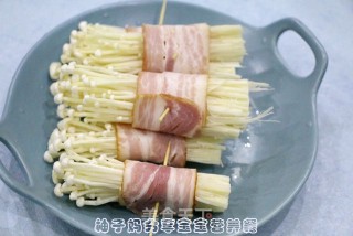 金针菇培根卷的做法步骤：3
