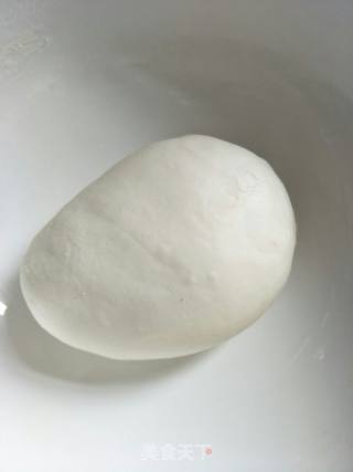 荠菜饺子的做法步骤：1