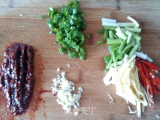 鱼香肉丝，极度经典的美味的做法步骤：4