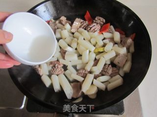 泡椒藕带爆腰花的做法步骤：8