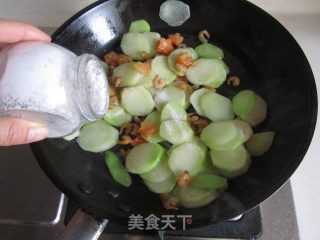 虾仁炒芥蓝片的做法步骤：7
