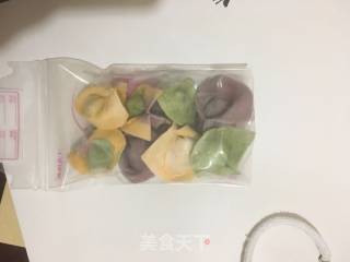 彩色馄饨的做法步骤：4