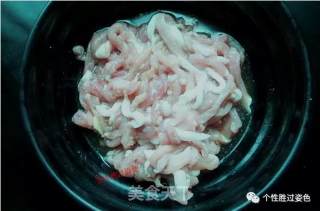 京酱肉丝的做法步骤：1